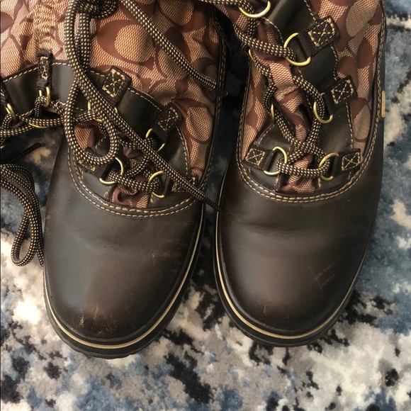 Coach Signature Brown and Khaki Shane Winter Boots - Picture 4 of 10